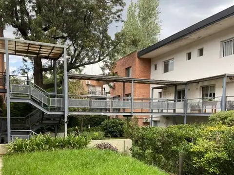 Departamento en Alquiler con 1 cocheras