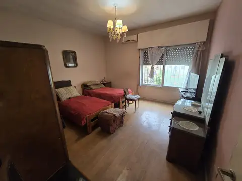 Casa en Alquiler en Temperley, $ 820.000