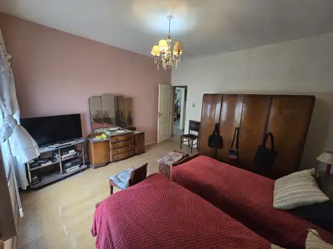 Casa 2 ambientes con 1 baño