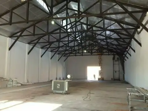 Galpon en Alquiler 600  mts Fondo