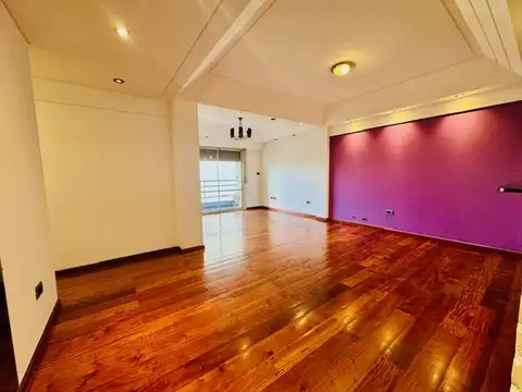 Av. Gral San Martín 300, Piso 5