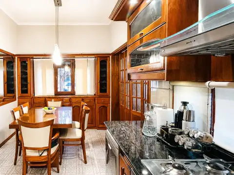 Casa 3 dormitorios en Venta En Berisso+ Quincho