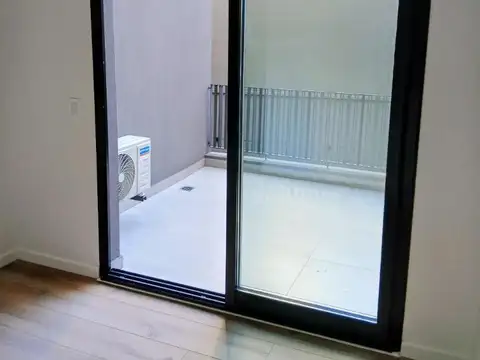 HERMOSO SEMIPISO 2 AMB CABALLITO