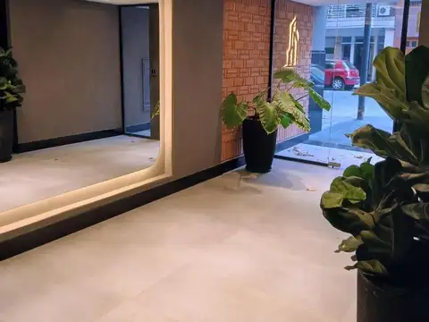 HERMOSO SEMIPISO 2 AMB CABALLITO