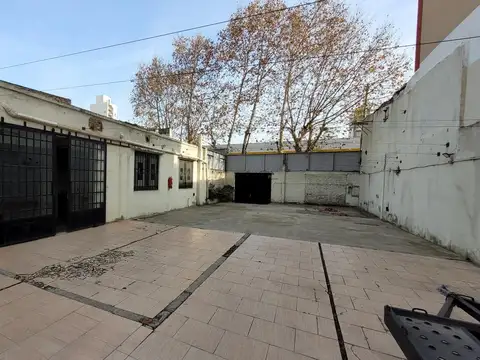 Local en Alquiler 50 años