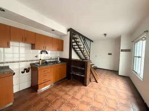 Depto Tipo Casa en Venta de 3 ambientes