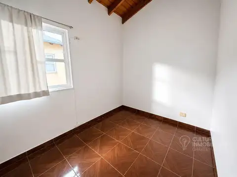 Depto Tipo Casa en Venta con 1 cocheras