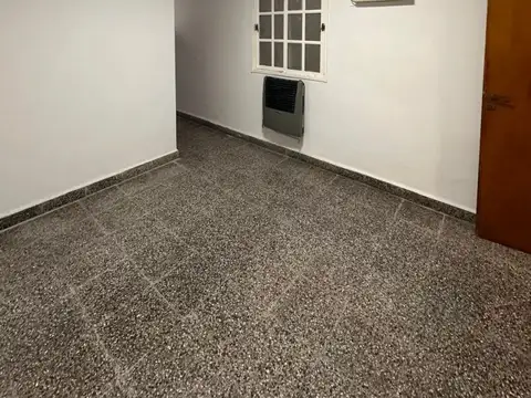 Depto Tipo Casa en Alquiler en San Miguel de Tucuman, $ 250.000