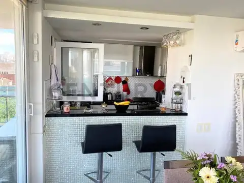 Departamento en Venta en La Perla Sur, USD 275.000