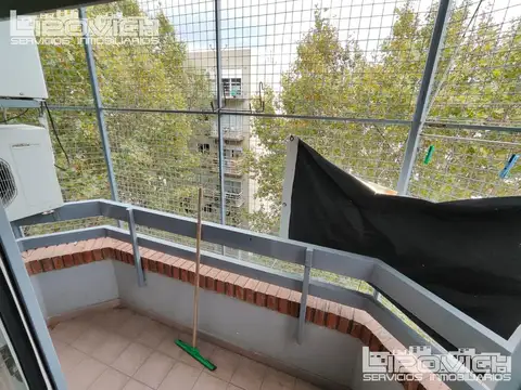 Departamento en Alquiler en Monte Castro, $ 1.000.000