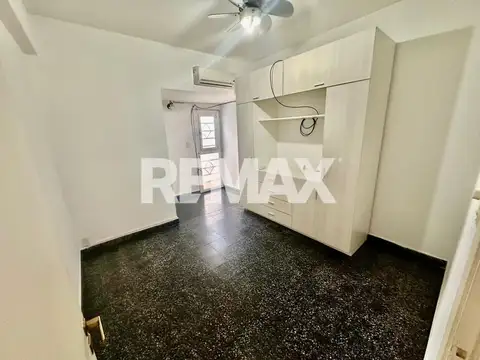 ALQUILER CASA CENTRO, 3 DORM, 1 ESTUDIO Y COCHERA