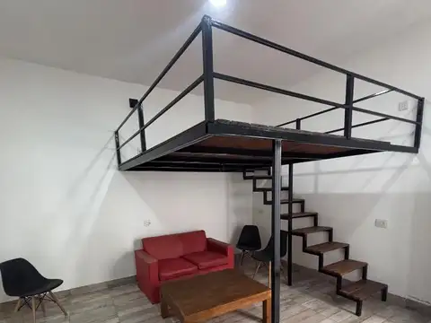 MONOAMBIENTE DE PASILLO