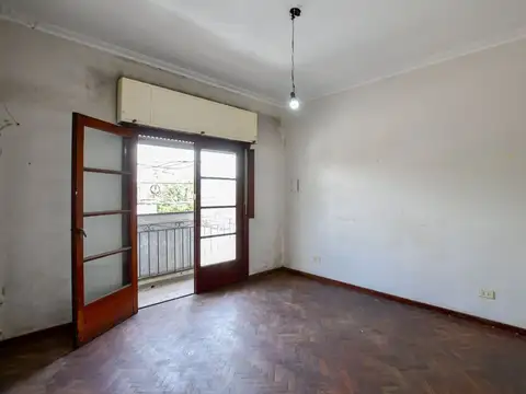 Depto Tipo Casa 4 ambientes con 1 baño