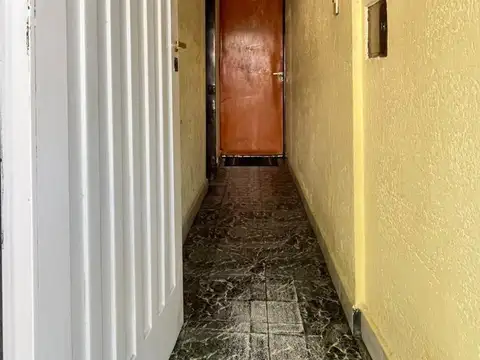 Depto Tipo Casa en Venta de 2 ambientes