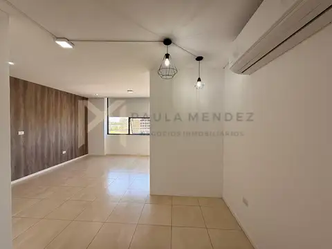 Estudios de la Bahia-Bahia Grand 200