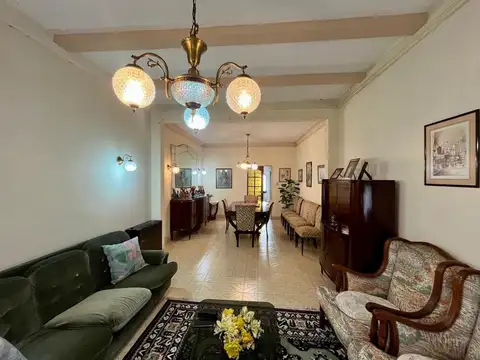 Casa en Venta en Castelar Norte, USD 450.000