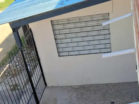 CASA EN ALQUILER BARRIO VTE LOPEZ VILLA CELINA