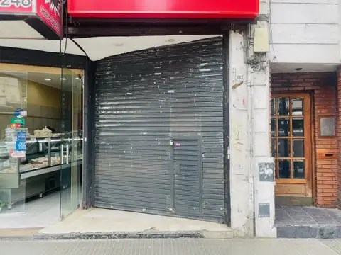 Local en Alquiler 50 años