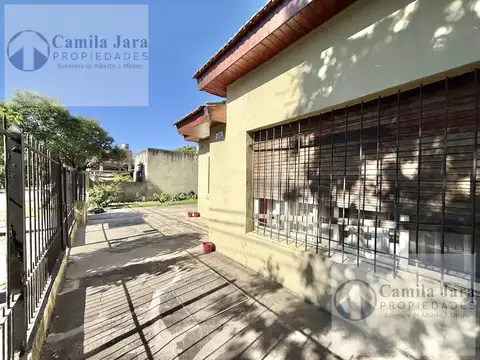 CASA AMERICANA EN VENTA 4 AMBIENTES CASTELAR SUR - APTA CREDITO