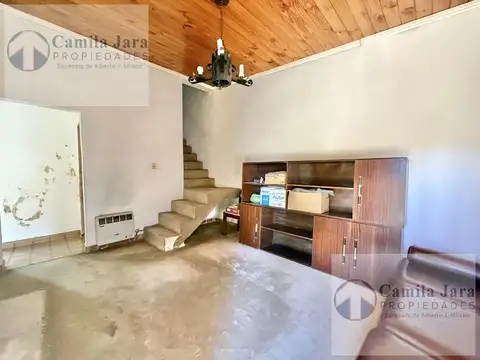 Casa 4 ambientes con 2 baños