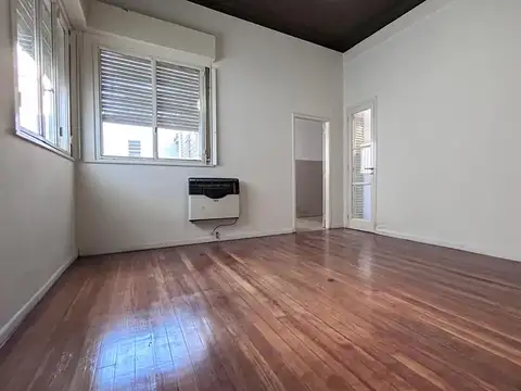 Depto Tipo Casa en Venta en Almagro, USD 195.000