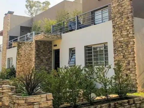 Venta Departamento 3 ambientes cochera (planta baja con oficina posible 4to ambiente) Canning
