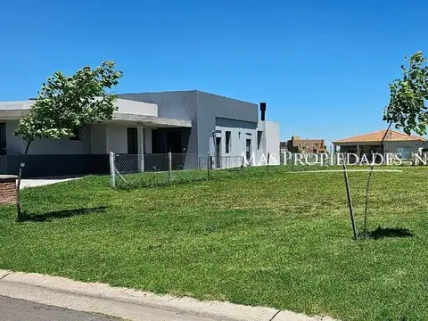 Terreno en Venta 34  mts Frente