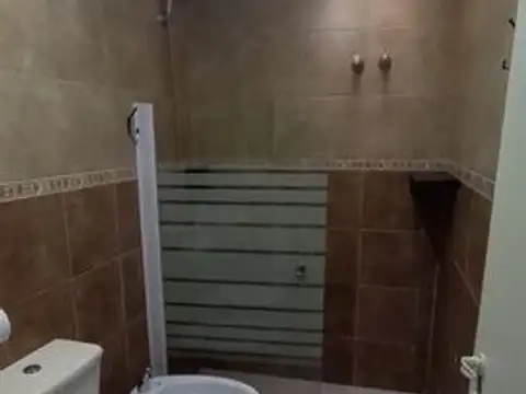 Depto Tipo Casa 2 ambientes con 1 baño