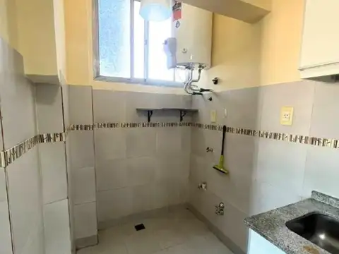 Departamento 3 ambientes con 1 baño