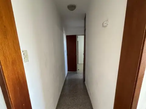 Departamento en Alquiler en Lomas del Mirador, $ 400.000