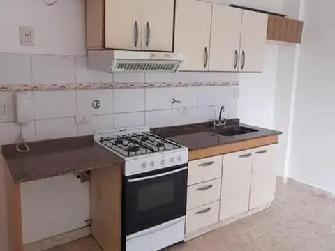 Departamento en Venta en Jose Leon Suarez, USD 68.000