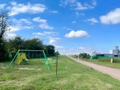 Terreno en Venta en Unquillo, USD 17.000