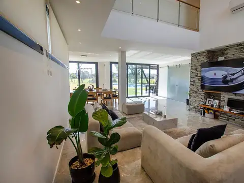 Casa en Venta en Canning, USD 595.000