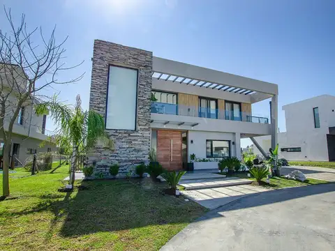 CASA 5 AMB TERRALAGOS CANNING .PISCINA CLIMATIZADA