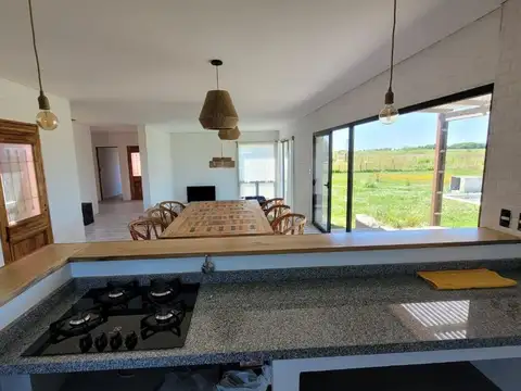 Quinta en Venta en Villa Ruiz, USD 142.000