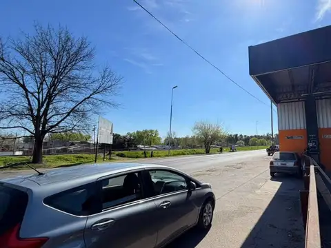 Local con Deposito en Alquiler en Tristan Suarez