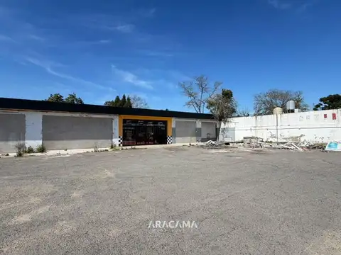 Local en Alquiler en Tristán Suárez, $ 3.500.000