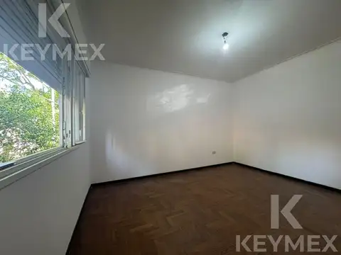 Depto Tipo Casa 4 ambientes con 1 baño