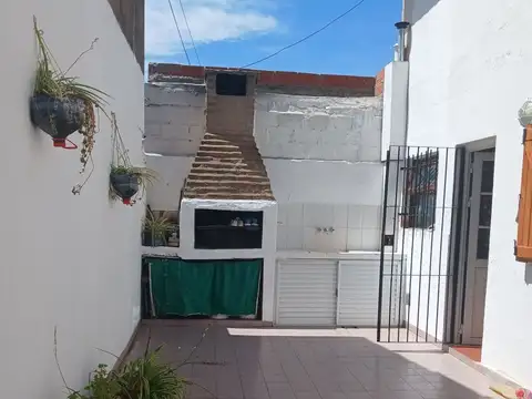 RAMOS MEJIA 600