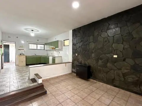 Depto Tipo Casa en Venta en Rafael Calzada, USD 65.000