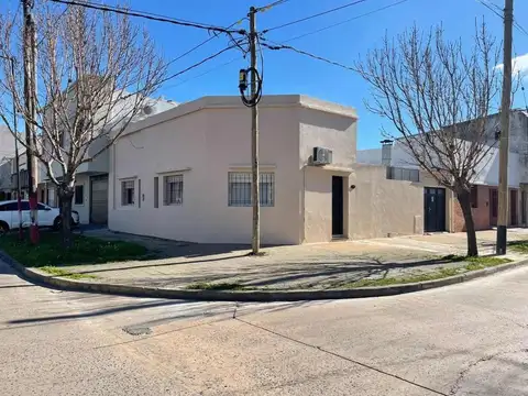 24 esquina 43 al 500