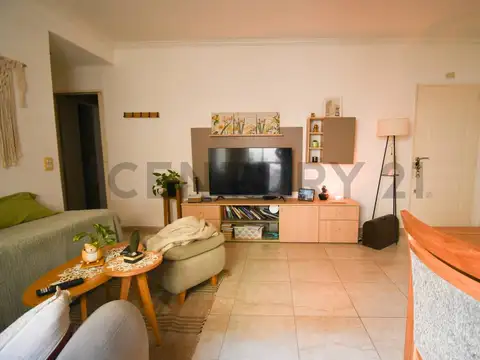 VENTA PH 2 AMB LUMINOSO CON PATIO EN MATADEROS!  BAJAS EXPENSAS!