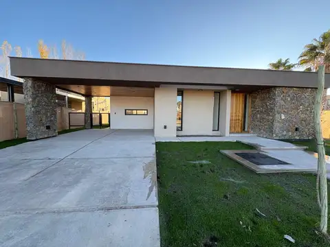 Casa en Venta en Lujan de Cuyo, Luján de Cuyo
