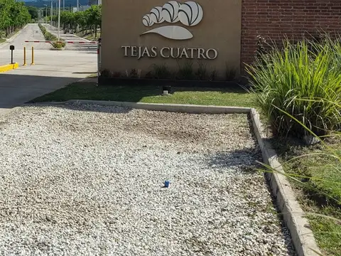 TERRONO BARRIO CERRADO