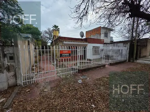 Casa a Refaccionar en Venta 2 Dorm - Apto Crédito - Barrio La Liguria