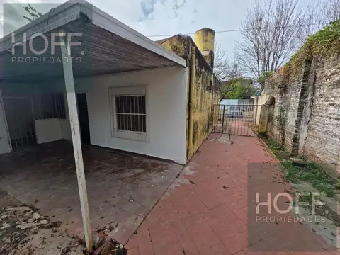 Casa a Refaccionar en Venta 2 Dorm - Apto Crédito - Barrio La Liguria