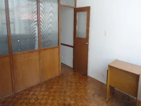 Oficina en Alquiler al Este