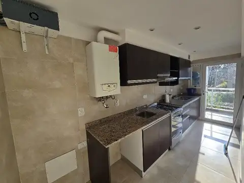 Departamento en Alquiler con 1 cocheras