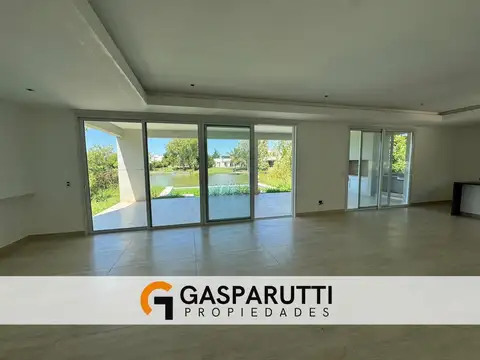 Casa en Venta en El Cantón, USD 360.000