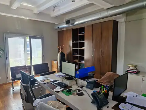 Oficina en Alquiler al Noreste